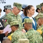 DELFINA GÓMEZ ACOMPAÑA A PRESIDENTA SHEINBAUM EN RECONOCIMIENTO A HÉROES DEL AUXILIO POR LLUVIAS