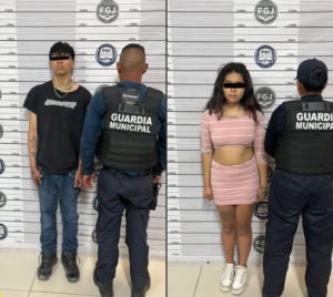 CAPTURAN EN NAUCALPAN A PAREJA LIGADA A ROBO DE MOTOCICLETA; ERAN OBJETIVO PRIORITARIO