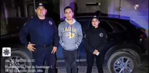 CUAUTITLÁN IZCALLI RECUPERA VEHÍCULO ROBADO EN CUESTIÓN DE HORAS