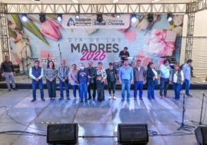 CELEBRA ATIZAPÁN A MÁS DE DOS MIL MAMÁS DEL MUNICIPIO