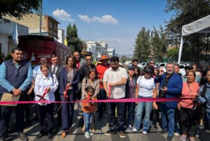 ISAAC MONTOYA REHABILITA LA CALZADA DE LOS REMEDIOS Y FORTALECE LA SEGURIDAD ESTUDIANTIL EN NAUCALPAN