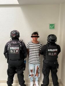 DETIENEN EN TLALNEPANTLA A SUJETO CON MÁS DE 150 DOSIS DE DROGA Y ADITAMENTOS