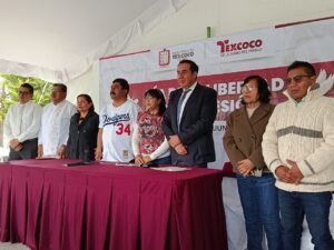 INTEGRANTES DE «100 PERIODISTAS POR EL ESTADO DE MÉXICO» CONMEMORAN EL DÍA DE LA LIBERTAD DE EXPRESIÓN EN TEXCOCO