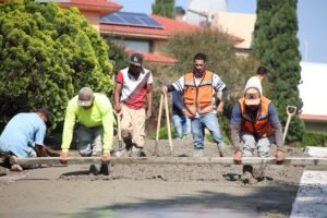 HUIXQUILUCAN SE CONSOLIDA COMO EL MUNICIPIO CON MAYOR OBRA PÚBLICA EN EL EDOMEX TRAS INICIAR REPAVIMENTACIÓN EN LOMAS DE LAS PALMAS