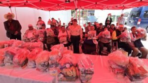 MARISOL LUNA CRUZ FORTALECE EL BIENESTAR DE LAS FAMILIAS CON EL PROGRAMA «NUTRIENDO HOGARES» EN COYOTEPEC
