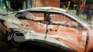 CUERPOS DE EMERGENCIA DE CUAUTITLÁN IZCALLI BRINDAN ATENCIÓN A MUJER EMBARAZADA TRAS CHOQUE VIAL