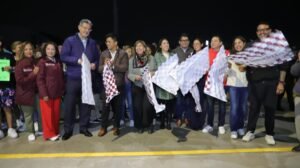 LA PRESIDENTA MUNICIPAL JUANITA CARRILLO ENTREGA LA OBRA DE PAVIMENTACIÓN DE LA CALLE MARGARITA EN CUAUTITLÁN