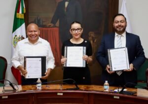 FIRMAN CONVENIO PARA DAR CERTEZA JURÍDICA A PATRIMONIO DE FAMILIAS EN TLALNEPANTLA