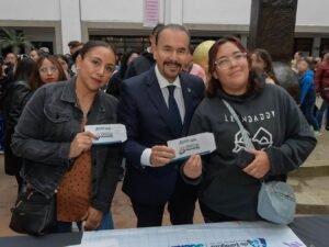 ATIZAPÁN RETIRA 40 TONELADAS DE AZOLVE DE PRESA EL ÁNGULO ANTE RIESGO DE INUNDACIONES