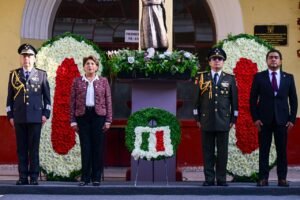 GOBERNADORA DELFINA GÓMEZ RINDE HOMENAJE A MIGUEL HIDALGO EN EL 216 ANIVERSARIO DEL INICIO DE LA INDEPENDENCIA