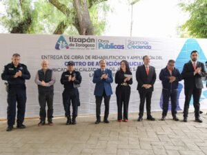 PEDRO RODRÍGUEZ ENTREGA DOS CENTROS DE ATENCIÓN POLICIAL RENOVADOS EN ATIZAPÁN
