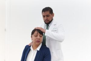PREPARA LA UNEVT A MÁS DE 500 ESTUDIANTES EN QUIROPÁCTICA PARA MEJORAR LA SALUD DE LAS Y LOS MEXIQUENSES